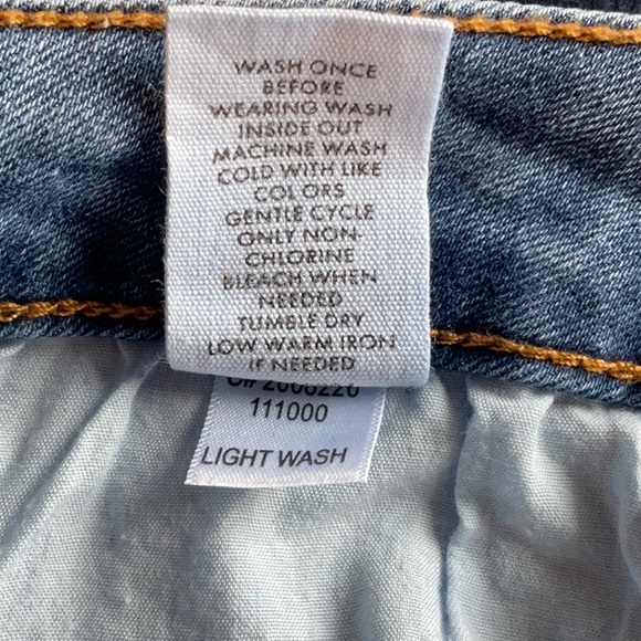 A Beautiful Soul 25” High Rise Crop Jeans in Size 10, NWT - Picture 16 of 16